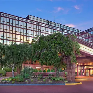 Doubletree By Hilton New York-laguardia Нью-Йорк