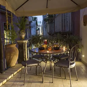 Casa Latina Bed & Breakfast
